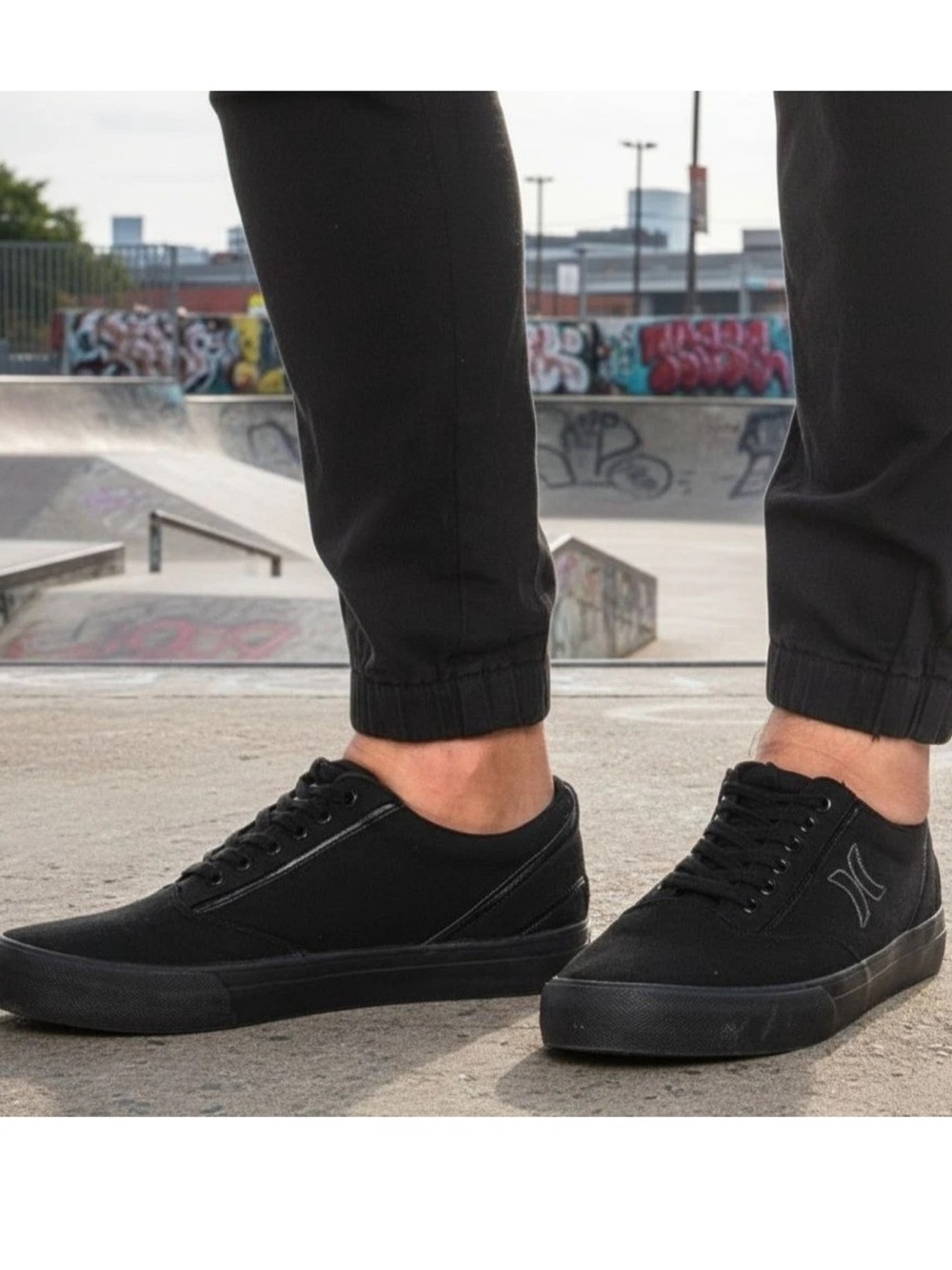 Men's Hurley Arlo Lace Up Black Casual Canvas Sneakers Size 11